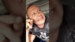 Русские не здаються , избиратель Жириновского летит в самолете.