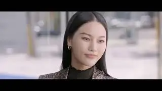 弟弟告诉姐姐，未婚夫出轨的事情，姐姐一开始还不相信，后面在手机发现了端倪