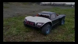 LOSI 5T 1/5 RC GRAVEL EATER 34cc PETROL SHORT COURSE