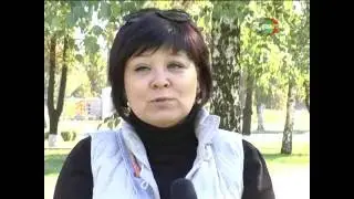 Афганский мемориал украсили розами.