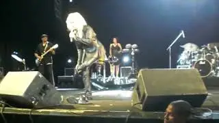 Cyndi Lauper takes her boots and socks off