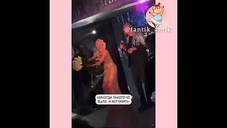 Пьяная Настя в караоке 
