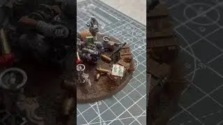 #warhammer #warhammer40k #playbold #playboylife #cindycrawford #magazine #modelmaking #model