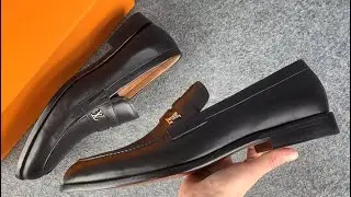 VL Black leather shoes