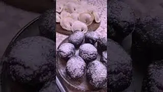 Наготувала,борщ,млинці с м’ясом,нутелой,паста з овочами,кекси,пельмені,це дуже дуже смачно