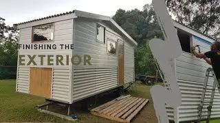 Off grid Tiny house build | Exterior cladding | Second hand timber door