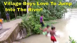 Village Boys Love To Jump Into The River!
