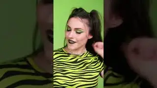Ми за яскраві мейкапи, а ти? #мейкап #avonukraine #shorts