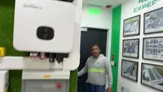 Sistema de respaldo con Batería de Litio - Showroom Deltaglobal 