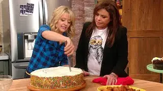 You’re Cutting Cake Wrong | Rachael Ray Show