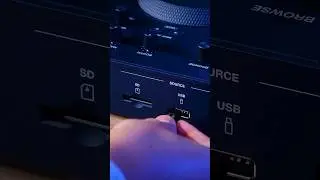 Play music from multiple sources on the OMNIS-DUO!