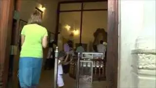 Храм Зуба Будды в Канди (Шри Ланка)