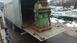 Погрузка листогиба И1020 ,услуги крана-манипулятора тел.+380680076533 Юра ,г.Львов