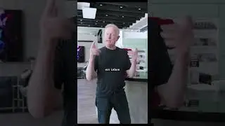 Dr. JJ lädt alle zu unserer Infoveranstaltung ein! Buchen Sie jetzt eine Beratung auf euroeyes.de.