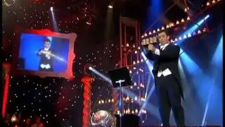 Eric Buss - Boxes - The world greatest Cabaret