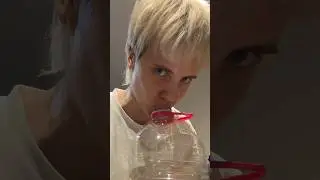 Лучше с бутылкой или без?🤔