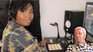 FLIPPING A SAMPLE INTO A SUPER HOT BEAT | MASCHINE MK3