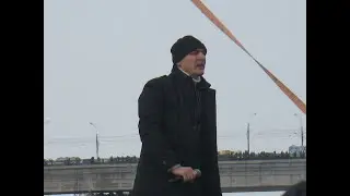 Андрей Державин в Омске.Фрагмент выступления .Песни 