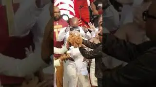 Chrisean Rock Blesses her baby👶🏽in her  HOME TOWN BALTIMORE  CHURCH ⛪️