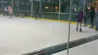 Main Ice Skating Di PAris Van Java {PVJ} Bandung | HANIF PLAYDATE