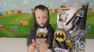 Летающий БЭТМЕН игрушка для детей Распаковка и обзор игрушки Видео для детей