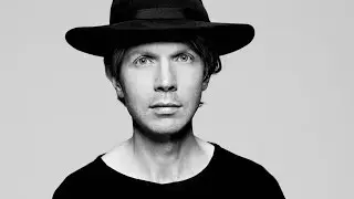 Beck-WOW -LYRICS-