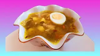 Щавелевый суп с курицей и яйцом. 