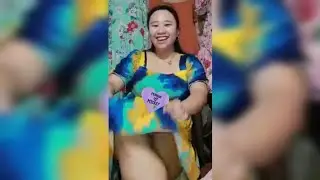 Santuy sell dress dan minidress bersama anak