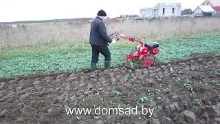 Как пашет мотоблок 