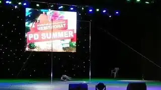 Выступление шамана полдэнс))