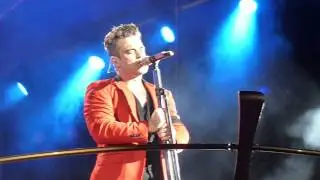 Angels - Robbie Williams @ King Baudouin Stadium  Brussels