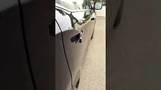 MAHINDRA XUV700 DOOR LOCK FEATURE