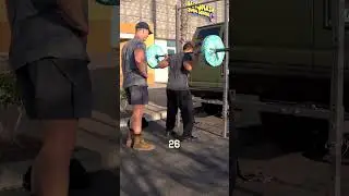 Rate his squat form 👇