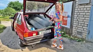 Купили рабицу, сетку, коврики и вязальную проволоку на дачу