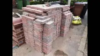 Timpelapse video of a recently finished, country cobble block paver driveway in Gatley...🧱