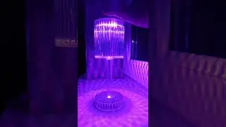 под какую песню ещё?
