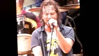 Pearl Jam  with Dave Grohl - Kick Out The Jams - Rock Werchter 2010