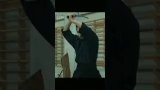 Фехтовальщики пробуют рубить