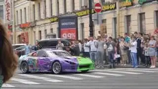 Дрифт на Невском: Toyota Supra