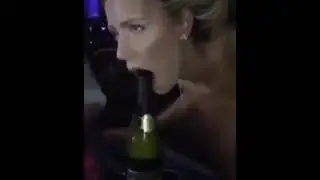 Миньет, четко делает. Ха шутка у нее талант.