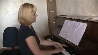 Елена Девис 
