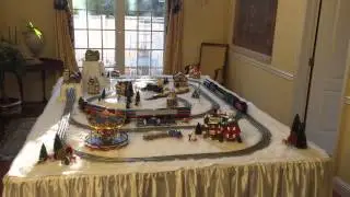 Holiday Toy Train Set + 3D Printed Train Tunnel