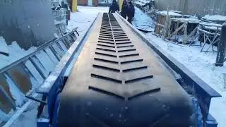 Ленточный конвейер с шевронной лентой