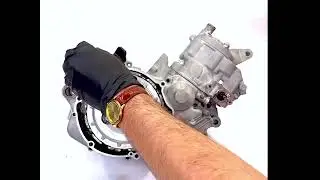Come assemblare il carter lato frizione di un motore 2 tempi Kawasaki Kx 125