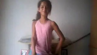 ISA DANÇANDO TATI ZACK