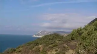ФУТАЖ МОРЕ С ВЕРШИНЫ  ГОРЫ