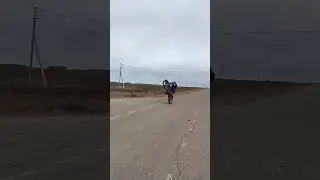 стант на мотоцикле