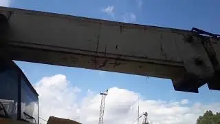Процесс удаление воздуха из цилиндров подъёма стрелы и выдвижения
