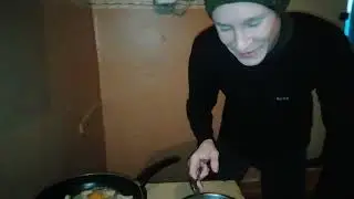 Готовим ужин и угараем🤣