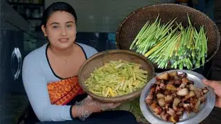 Bodo Dish || Taro flower with Dry-Pork || थास' बिबार‌जों अमा बेदर |